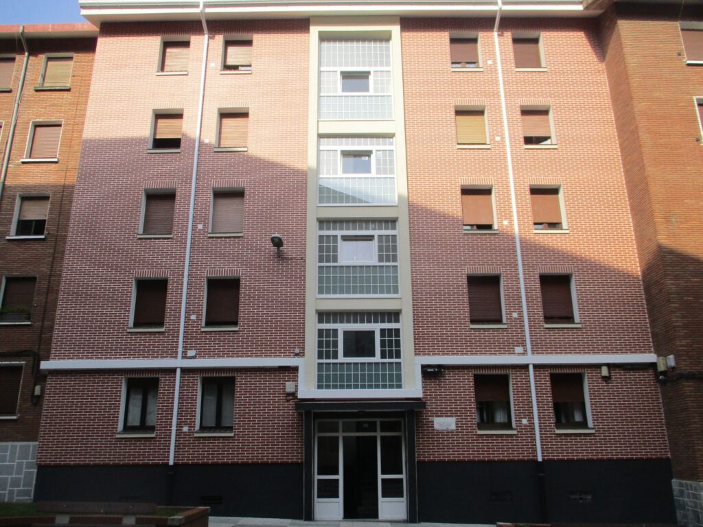 LA INMACULADA 12, BARAKALDO